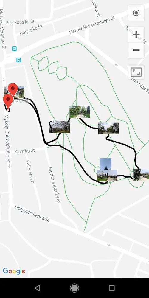 Screenshot of the Travel Tracker Pro app